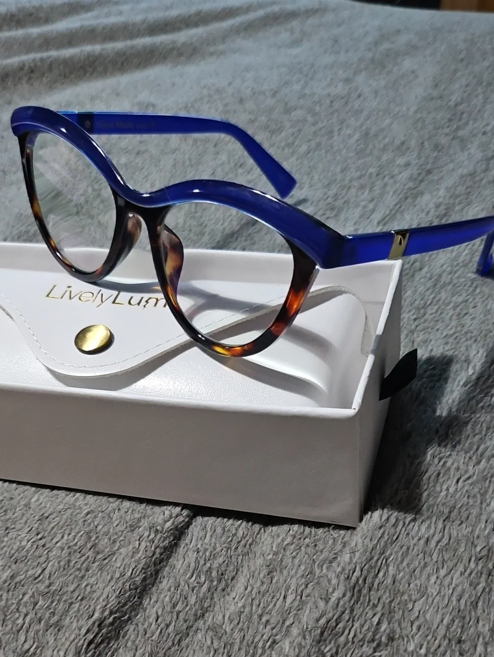 Livelylume Glasses